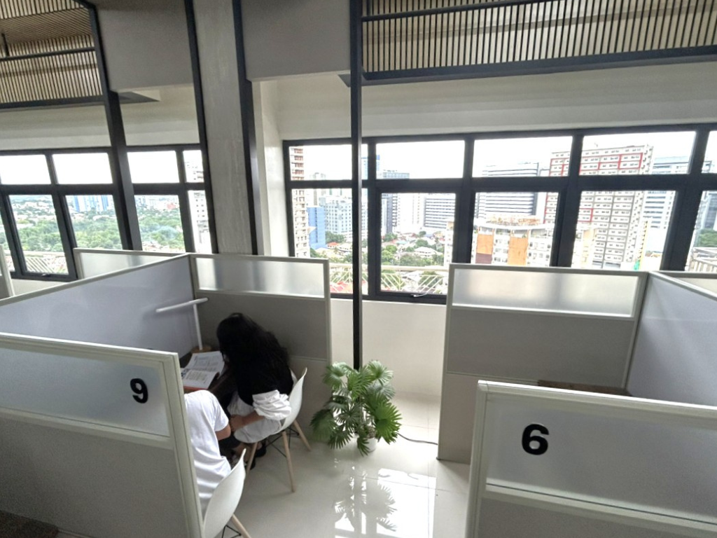 lop hoc 1 kem 1 tai cebu